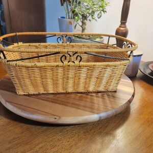 Princess House Rattan Bread Basket 2000-2009 discontinued